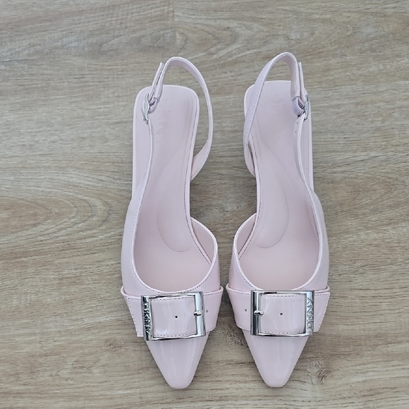 Dkny Shoes - DKNY Pointed Toe Kitten Heel Slingback In Light Pink / New With Box